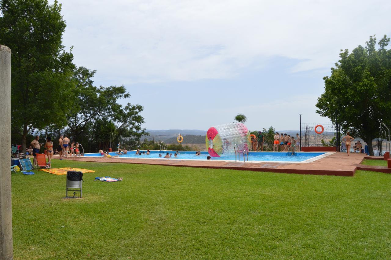 Camping La Brena Hotel Almodóvar del Río Exterior foto